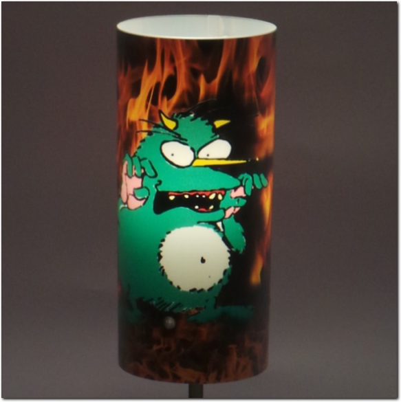Beleuchtete Tischlampe Höllenfeuer.