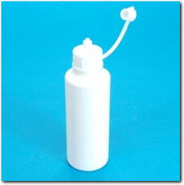 Kunststoff Flasche 75 ml mit Dosierspitze.